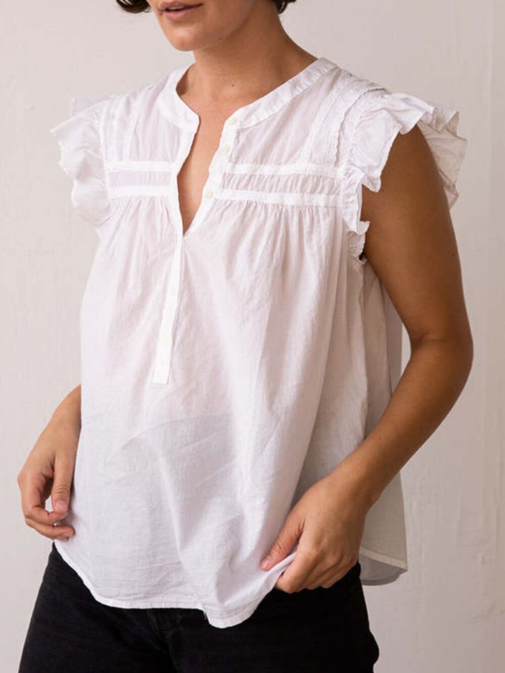 Xirena Luna Top in White - size S - Picture 2 of 9